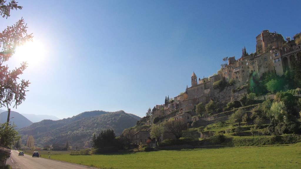 Hotel Vvf Drome Provence Montbrun-les-Bains Exterior foto